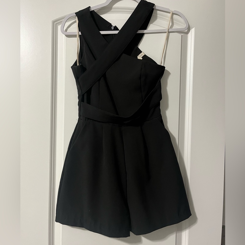 Black romper XS
